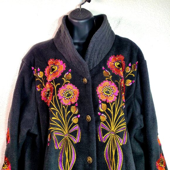 Bob Mackie Wearable Art Black Floral Embroidered Button-Up Soft Fluffy Coat 1X - Picture 8 of 11